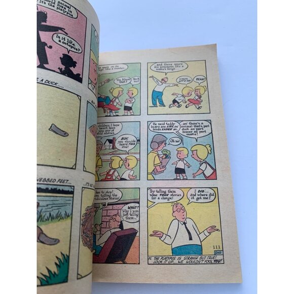 Dennis The Menace "Pocket Full Of Fun" Round & Round Comic Book - Picture 8 of 12